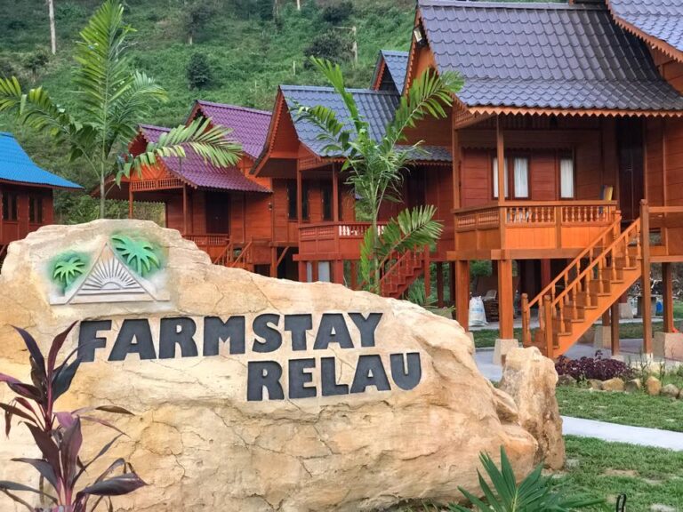 homestay relau1